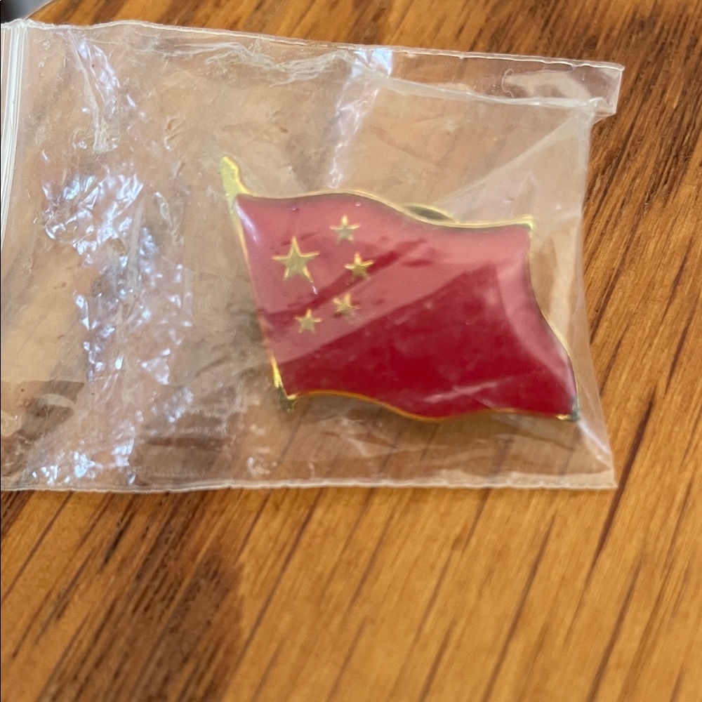 Chinese Flag Enamel Pin with Gold Stars. From China trip. 🇨🇳 NIB. New.